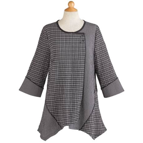 Black-and-White Tunic with Chopstick Buttons