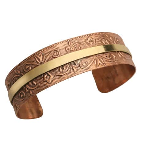 Chic Copper-Washed Cuff Bracelet - Brass Stripe