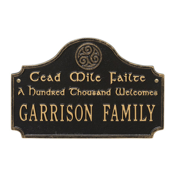 Product image for Personalized A Hundred Thousand Welcomes Plaque