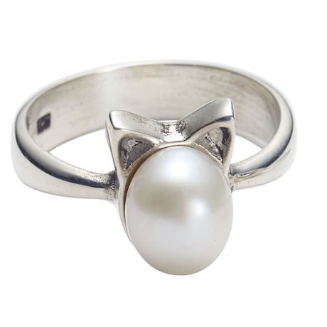 Pearl Cat Ring