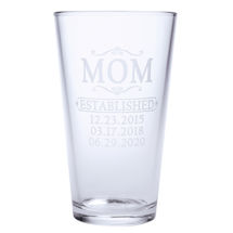 Alternate Image 2 for Personalized Mom and Dad Pint Glass