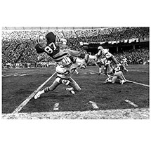 Alternate Image 6 for Field of Play: 60 Years of NFL Photography (Hardcover)