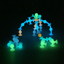 Alternate image for Squigz Glow-In-The-Dark 24 piece Set - Fat Brain Toys